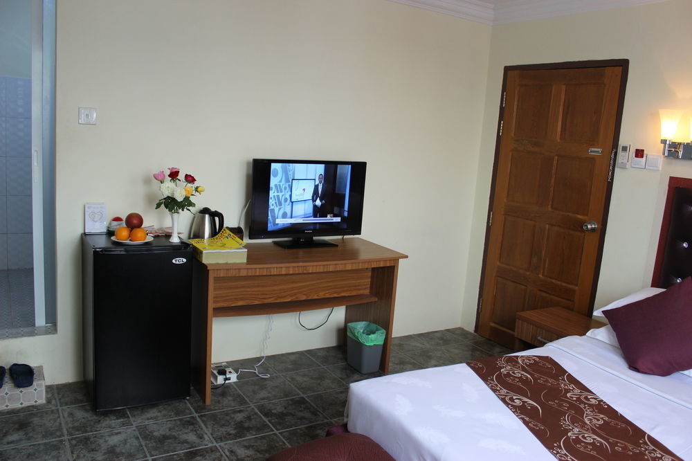 Yangon Good Time Hotel Exterior foto
